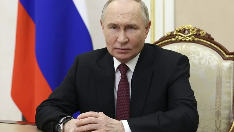 Putin ameninţă România. "În special în ţările mai mici trebuie să se gândească cu ce se joacă" - Foto: Profimedia Images