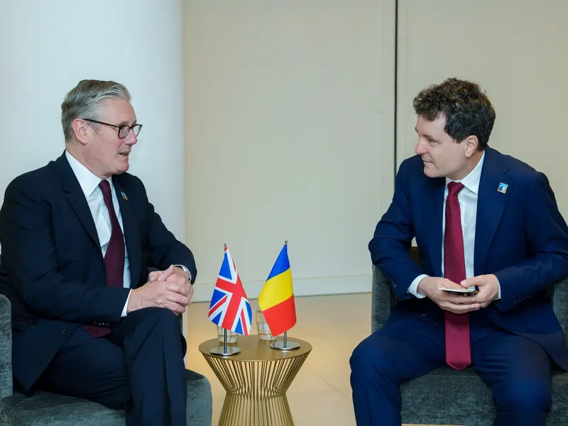 Președintele României, Nicușor Dan, a avut o întâlnire bilaterală cu prim-ministrul britanic Keir Starmer - Foto: X/ Nicușor Dan