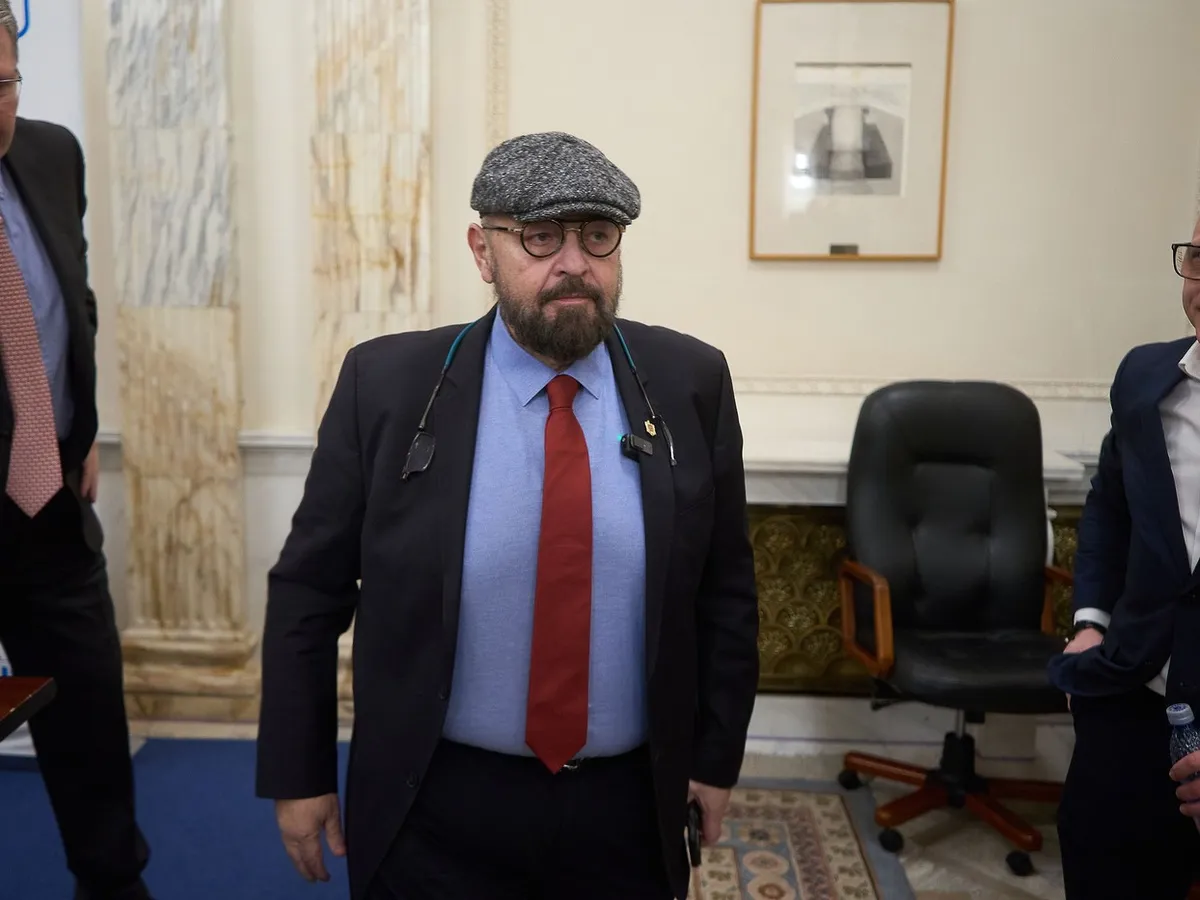 Piedone, pus sub acuzare de DNA pentru corupție. Noi audieri, la ora 17.00 - foto: Profimedia Images