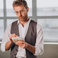 Ce salariu trebuie să aibă românii în Germania pentru a fi considerați bogați? Unde lucrează? - Foto: Freepik (rol ilustrativ)