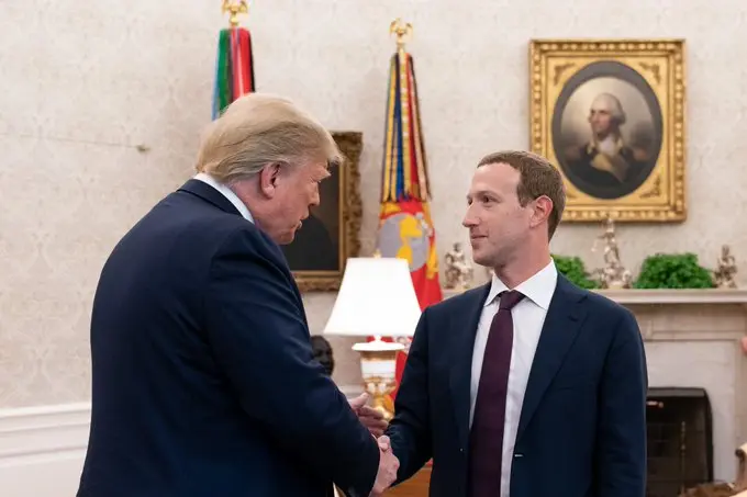 Donald Trump, la Fox News: Mark Zuckerberg „obişnuia să vină la Casa Albă să mă pupe-n fund”. / Foto: bigtechnology.substack.com