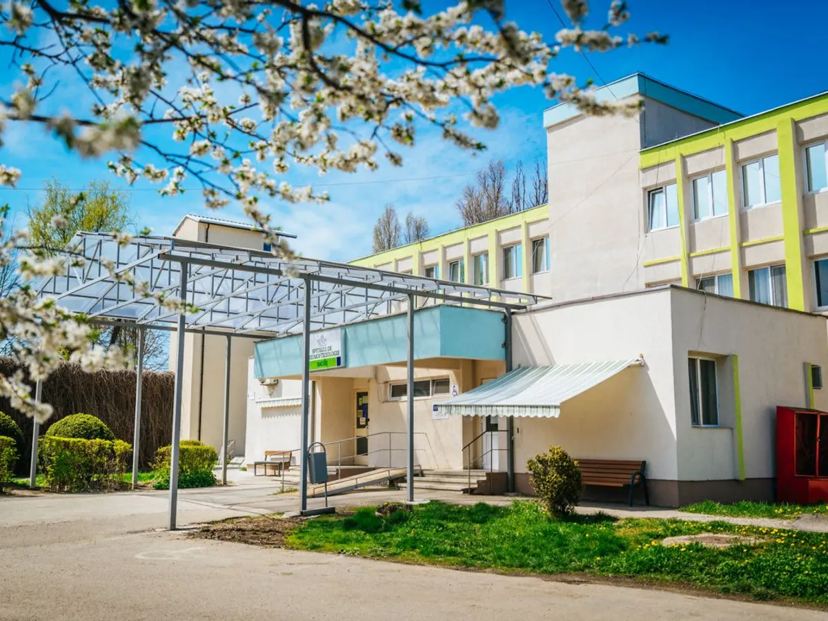 Cât de mare era mita luată, pentru favorizarea contractelor din Sănătate ale unui om de afaceri - Foto: Facebook/Spitalul de Pneumoftiziologie Bacau