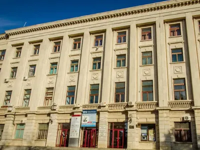 Universitatea „Cuza” vrea să împuște doi iepuri dintr-un foc - Foto: ZdI