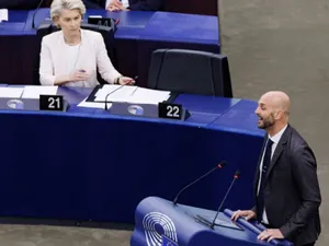 AUR, ironizat chiar de aliații din Parlamentul European la moțiunea lui Piperea: „Unora le place să piardă, atât acasă, cât şi aici”