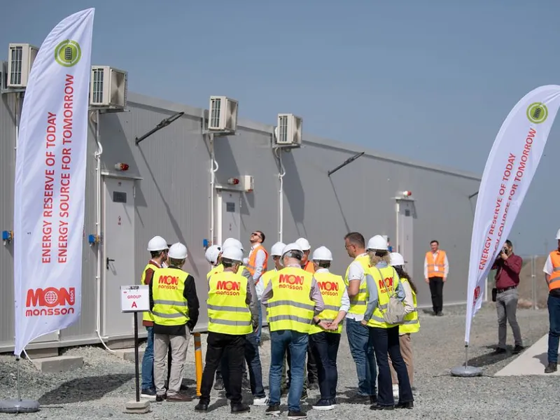 România începe să mizeze pe stocarea de energie electrică, în baterii autohtone - Foto: Monsson