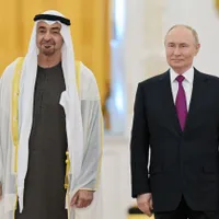EAU joacă la două capete. Investiții de 1,4 trilioane $ în SUA, placă turnantă pentru Rusia - Foto: Profimedia Images
