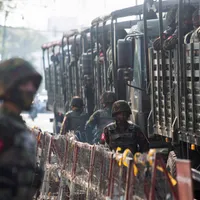 Junta militară din Myanmar incendiază ajutoarele umanitare/foto: japan times