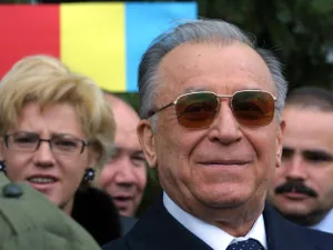 Fake News cu starea de sănătate a lui Ion Iliescu. Medicii de la Spitalul SRI dezmint informația - Foto: Profimedia Images