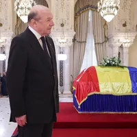 Băsescu i-a adus un ultim omagiu lui Iliescu: „Respectul cuvenit memoriei Primului Președinte Ales” - Foto: Foto: Inquam Photos / George Călin