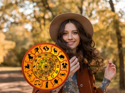 Horoscop 23 octombrie 2025 - Foto: Freepik, Pngwing.com (Imagine cu rol ilustrativ)