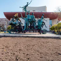 Teatrul Național București- Foto: FACEBOOK/ Nicușor Dan