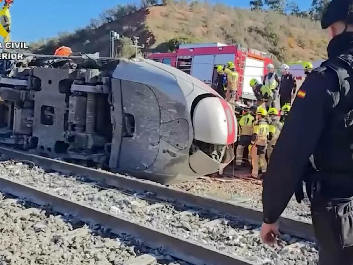 Doi români, răniți ușor în accidentul feroviar din Córdoba. Sunt în afara oricărui pericol