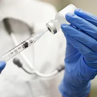 Primele loturi de vaccin Pfizer pentru UE au plecat de la fabrica din Belgia/FOTO: economica.net
