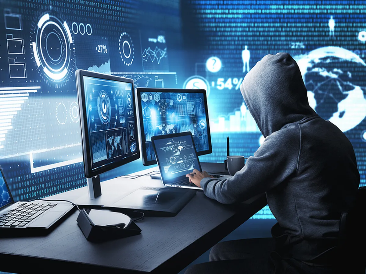 Recompensă de 10 milioane de dolari în SUA, pentru informaţii privind hackeri străini. / Foto: itweapons.com
