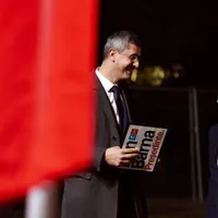 Maghiarii nu sunt mulțumiți de faptul că formațiunea Momentum l-a susținut pe Barna, la prezidențiale Foto: Facebook