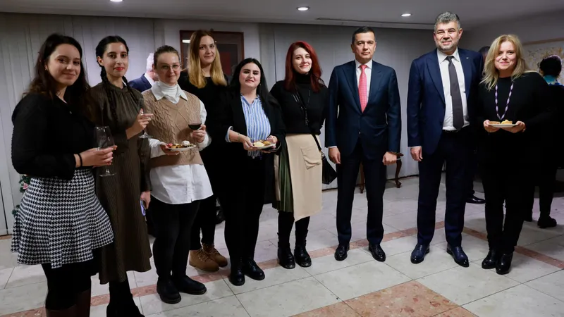 Marcel Ciolacu cu comunitatea de români din Seul- Foto: FACEBOOK