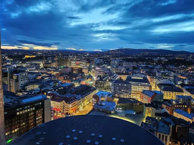 Vedere de ansamblu a oraşului Oslo, noaptea - Foto: Profimedia Images
