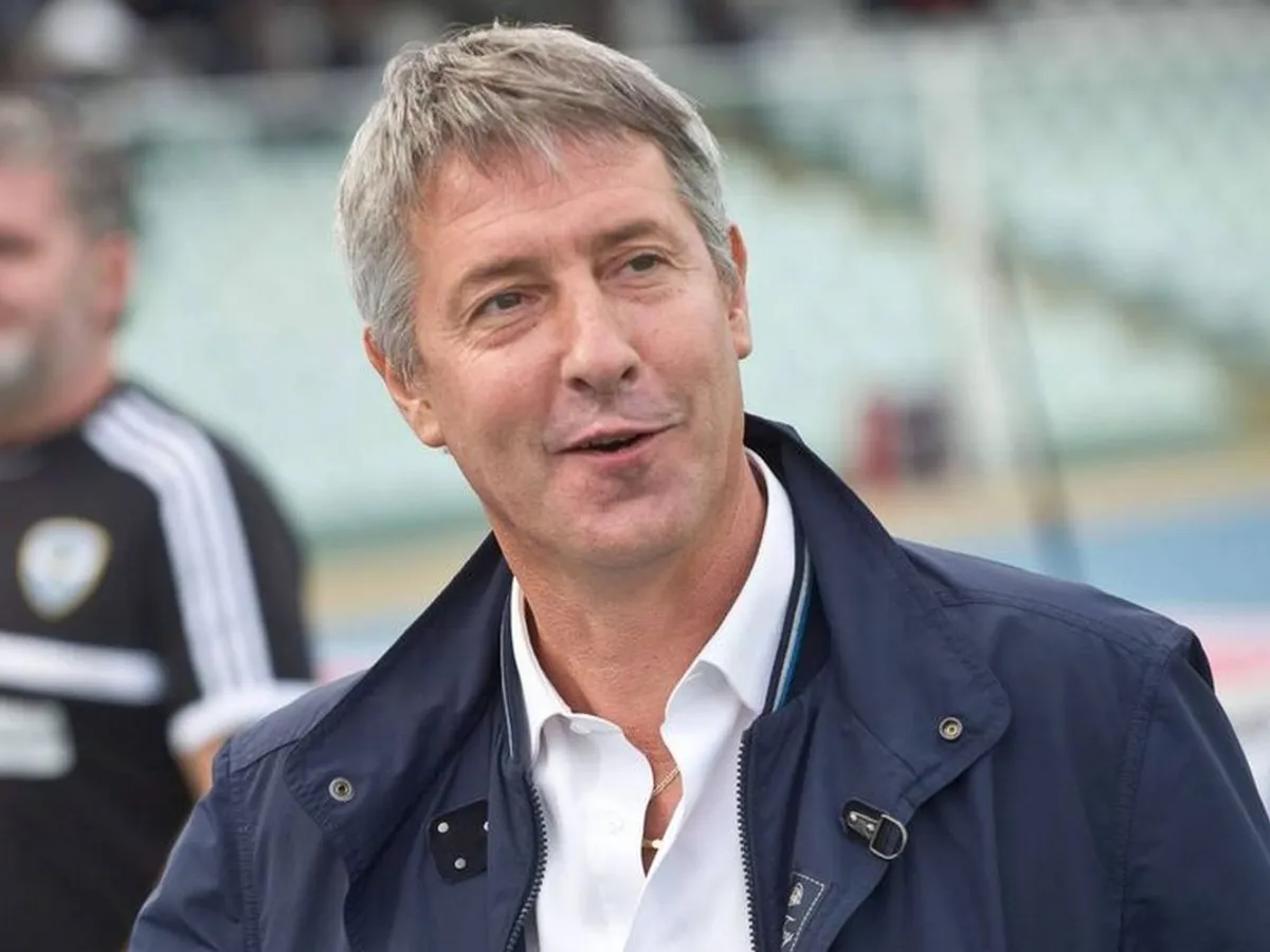 CFR Cluj are un nou antrenor, după ce Dan Petrescu a ales o destinație exotică - Foto: gsp.ro