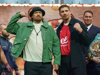 Campionul mondial la box Oleksandr Usyk se bate cu superstarul kickbox Rico Verhoeven - Foto: Profimedia Images