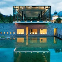 Care sunt afaceriştii români ce investesc în Turism, în afara UE dar în Europa, într-un hotel iconic - Foto: Facebook/Waldhaus Flims Wellness Resort (Flims Waldhaus, Switzerland)
