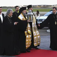 Sfânta Lumină va fi adusă de la Ierusalim, sâmbătă, şi va fi oferită tuturor delegaţiilor eparhiilor - Foto: INQUAM PHOTOS/Eduard Vînătoru