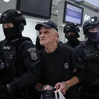 Escrocul internațional Nati Meir, fost deputat, extrădat din Grecia Foto:INQUAM Photos/Octav Ganea