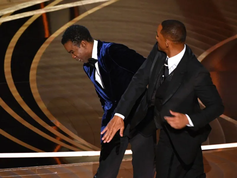 Will Smith și-a dat demisia din Academia Oscarurilor, după scandalul pălmuirii lui Chris Rock. / Foto: digisport.ro