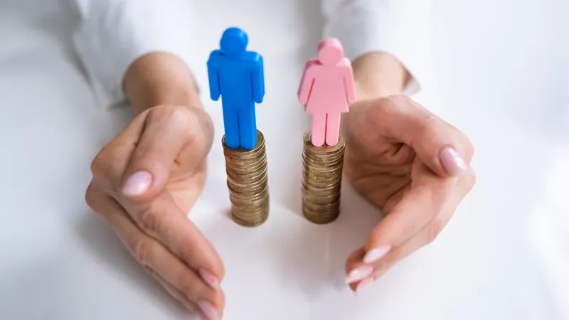 Statul vrea să îi concedieze pe angajații cu salarii de 2000 de lei. Ce economie se face la buget Foto: profimedia (fotografie cu caracter ilustrativ)