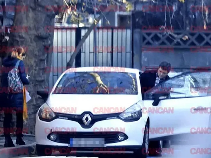 Nicușor Dan deține o rablă de Citroen BX de 2.500 €. Umblă cu un Renault Clio de 75 cai și 6.000 € - Foto: cancan.ro