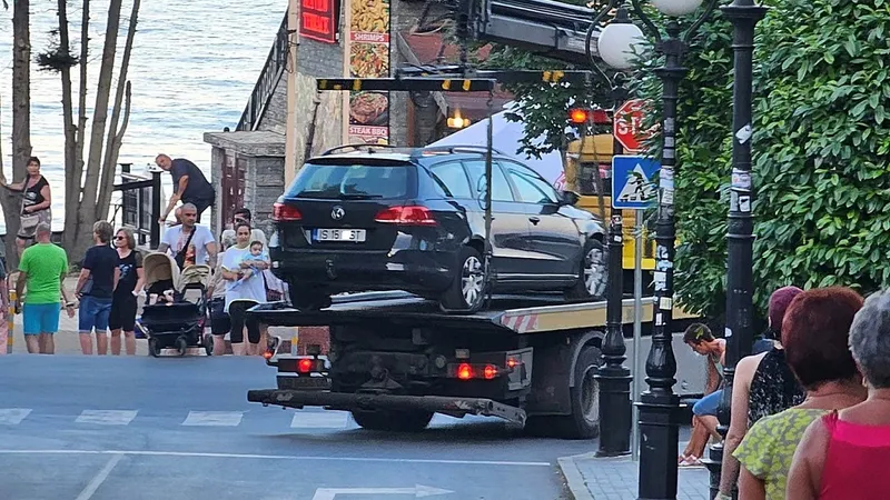 Mașină românească ridicată de poliție în Bulgaria Foto: Forum Bulgaria