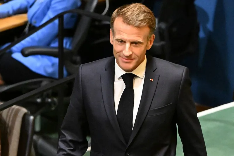 Emmanuel Macron, preşedintele Franţei, stat beneficiar al trocului - Foto: Profimedia Images