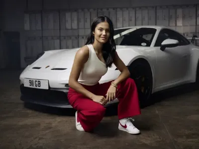 Emma Răducanu a rămas fără Porsche-ul de 150.000 €. Merge cu o Dacia veche. Ce s-a întâmplat? - Foto: thesun.co.uk