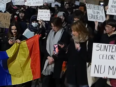 Români de toate vârstele se revoltă: Iași, Timișoara și Cluj scandează "Nu votăm extrema dreaptă!": FOTO - Captura Facebook video(imagine cu rol ilustrativ)