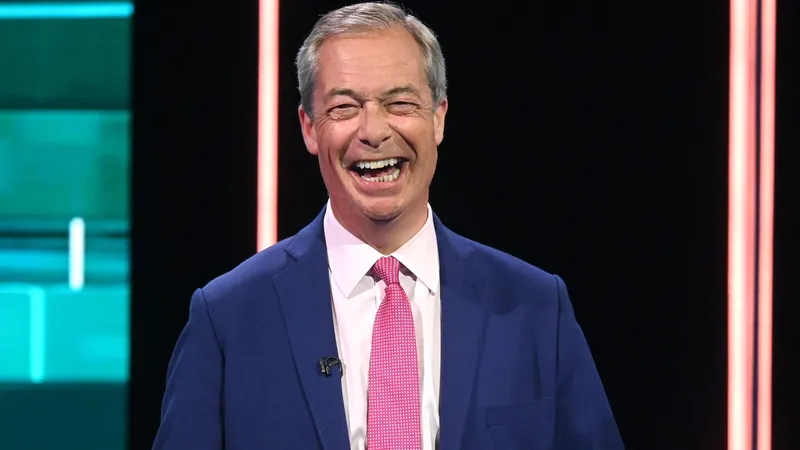 Cutremur politic, la Londra. Partidul antimigraţie Reform UK, în premieră, în fața Conservatorilor - Foto: Profimedia Images