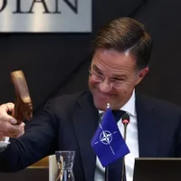 Moscova s-a speriat de ciocanul lui Rutte - Foto: X/front_ukrainian
