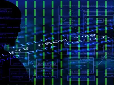 Războiul începe din tastatură/FOTO: hotnews.ro
