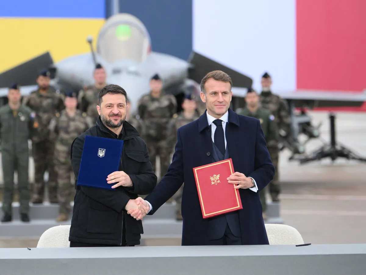 Zelenski și Macron - Foto: Profimedia images