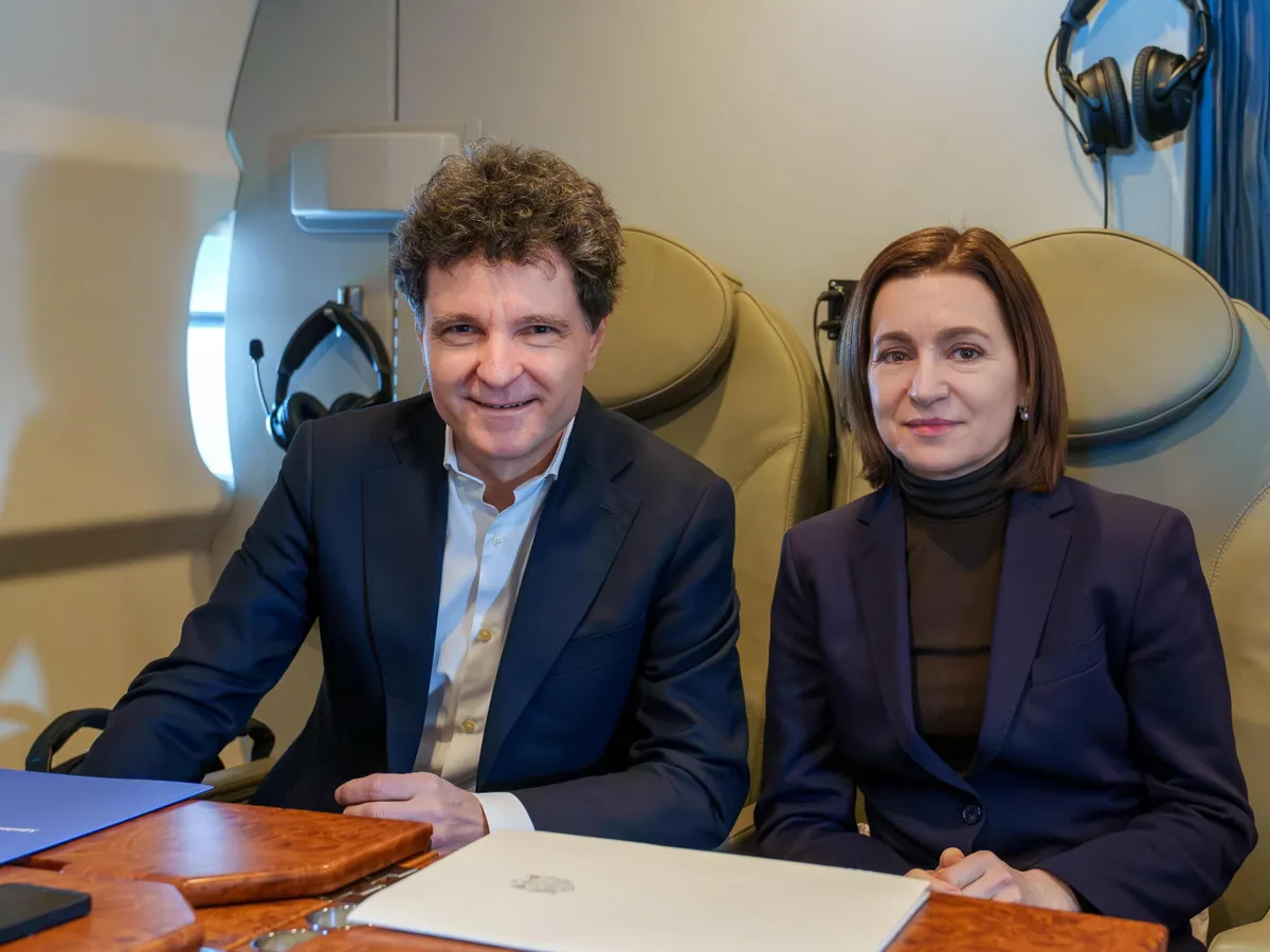 Nicușor Dan va co-prezida o masă rotundă la reuniunea Comunității Politice Europene din Armenia