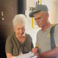 Cine va duce pensia în lunile următoare? Șeful Poștei gata să dea afară 30% din angajați. „Rezistăm” - Foto: Facebook/ Poșta Română (ROL ILUSTRATIV)