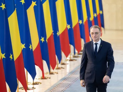 Premierul Luca Niculescu - Foto: Gov.ro