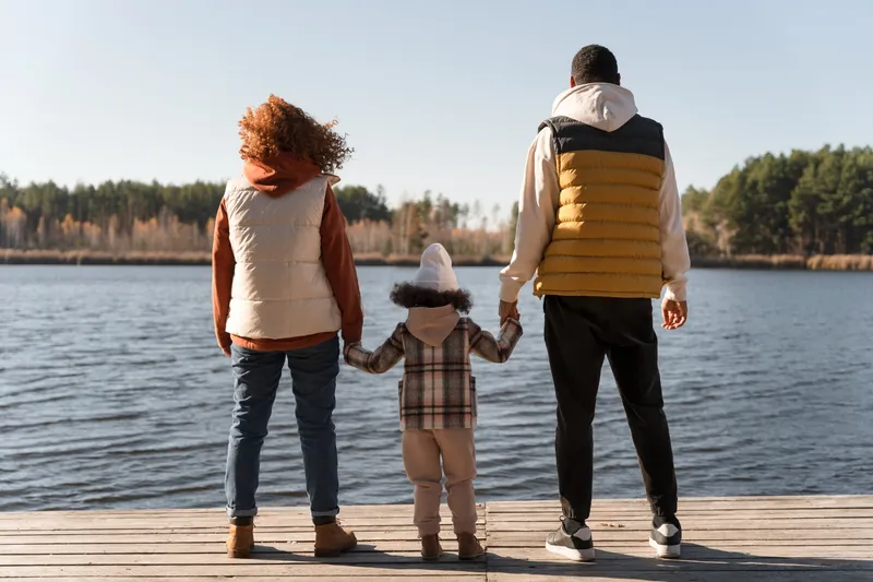 Familie - Foto: Magnific (Imagine cu rol ilustrativ)