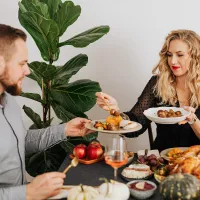 Poftele necontrolate care duc la obezitate pot fi reduse. Totul pleacă de la creier / PEXELS