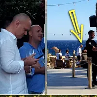 Sebastian Ghiță în insula grecească Mykonos/FOTO: libertatea.ro
