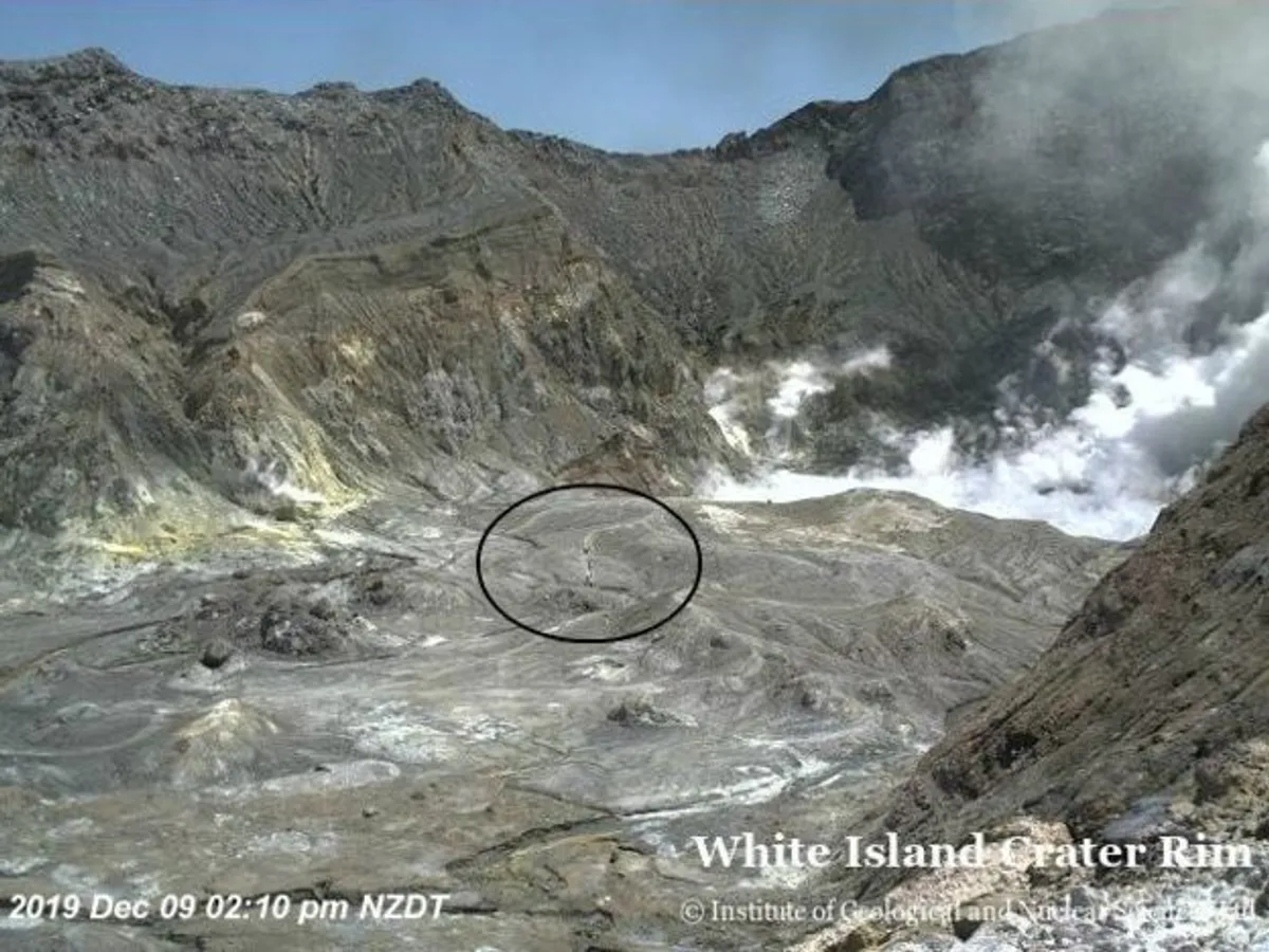 Imagini surprinse cu puțin timp înainte de erupție. Sursa: BBC News