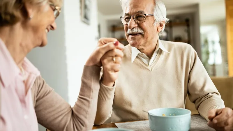 Alimentul super sănătos pe care PENSIONARII ar trebui să-l consume. Previne îmbătrânirea și ridurile - Foto: Freepik.com (rol ilustrativ)