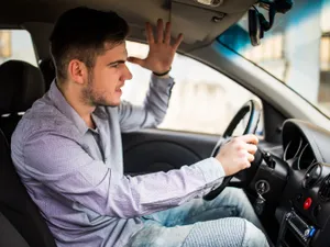 Șoferii care nu plătesc amenzile riscă să rămână fără carnet. Cseke Attila: O măsură de constrângere - Foto: Freepik (Imagine cu rol ilustrativ)