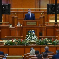 Nicolae Ciucă în Parlament - Foto: Profimedia