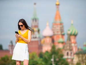 Mergi în Rusia și nu-i dai datele biometrice lui Putin? Nu poți folosi telefonul mobil - Foto: Freepik (Imagine cu rol ilustrativ)