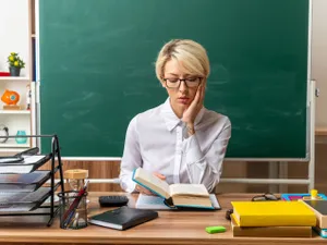 Norma didactică mărită. În ce ordine vor fi încadrați profesorii pentru anul școlar 2025-2026 - Foto: Freepik (Imagine cu rol ilustrativ)