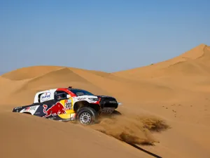 Dakar 2022: Al-Attiyah și Loeb, aproape imposibil de prins. Mani Gyenes, pe locul 88 în prima zi. / Foto: autohebdo.fr